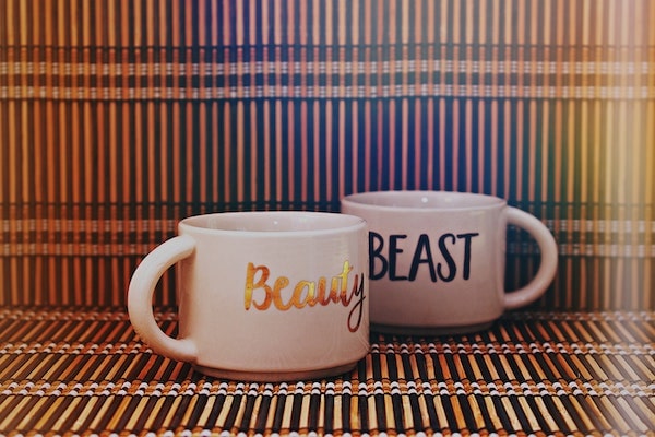 Vinilos adhesivos personalizados para tazas, tazones y vasos